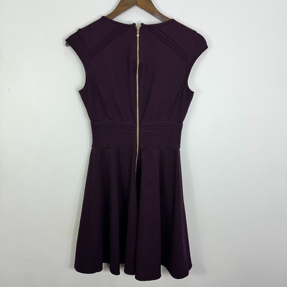 Eliza J Fit Flare Mini Dress Women 8 Plum Cap Sleeve Cocktail Quiet Luxury‎ Chic - Picture 6 of 6